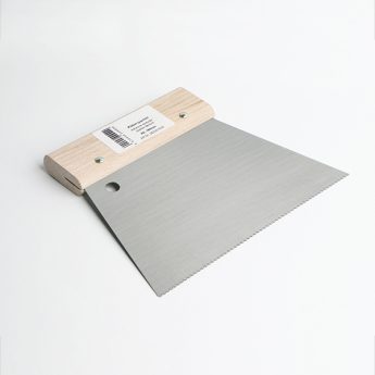NOTCHED KLEBEBRETT A2 1,4 MM 18 CM