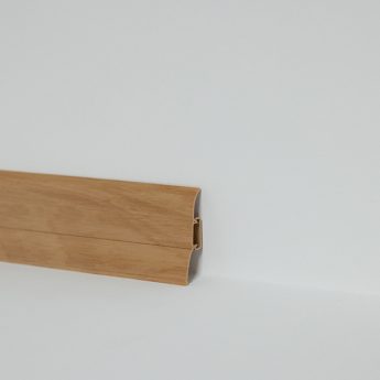 SOCKELLEISTE KORNER PERFECTA PVC ADLER 110 (2500X62)